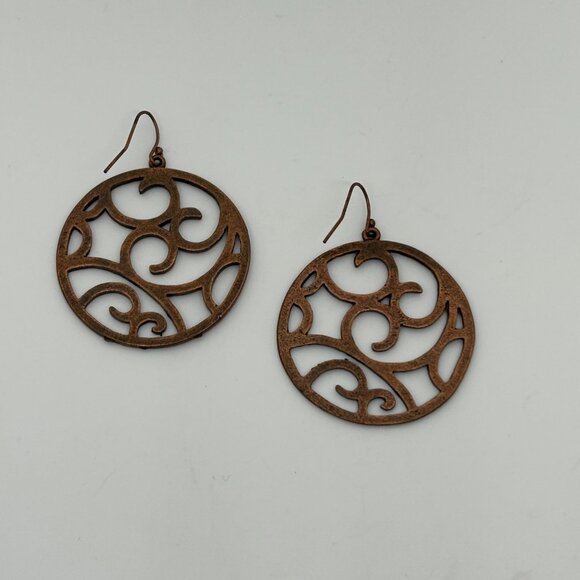 Vintage Copper-Tone Circular Filigree Swirl Earrings With Hook Closure - Picture 11 of 16